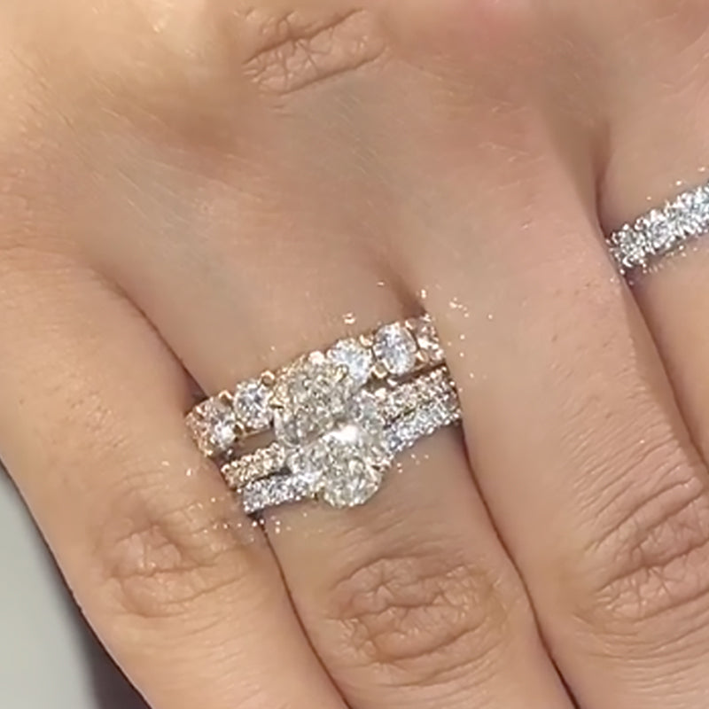 Ahabobo 3PC Oval Cut Wedding Ring Set With Luxurious Wedding Bands