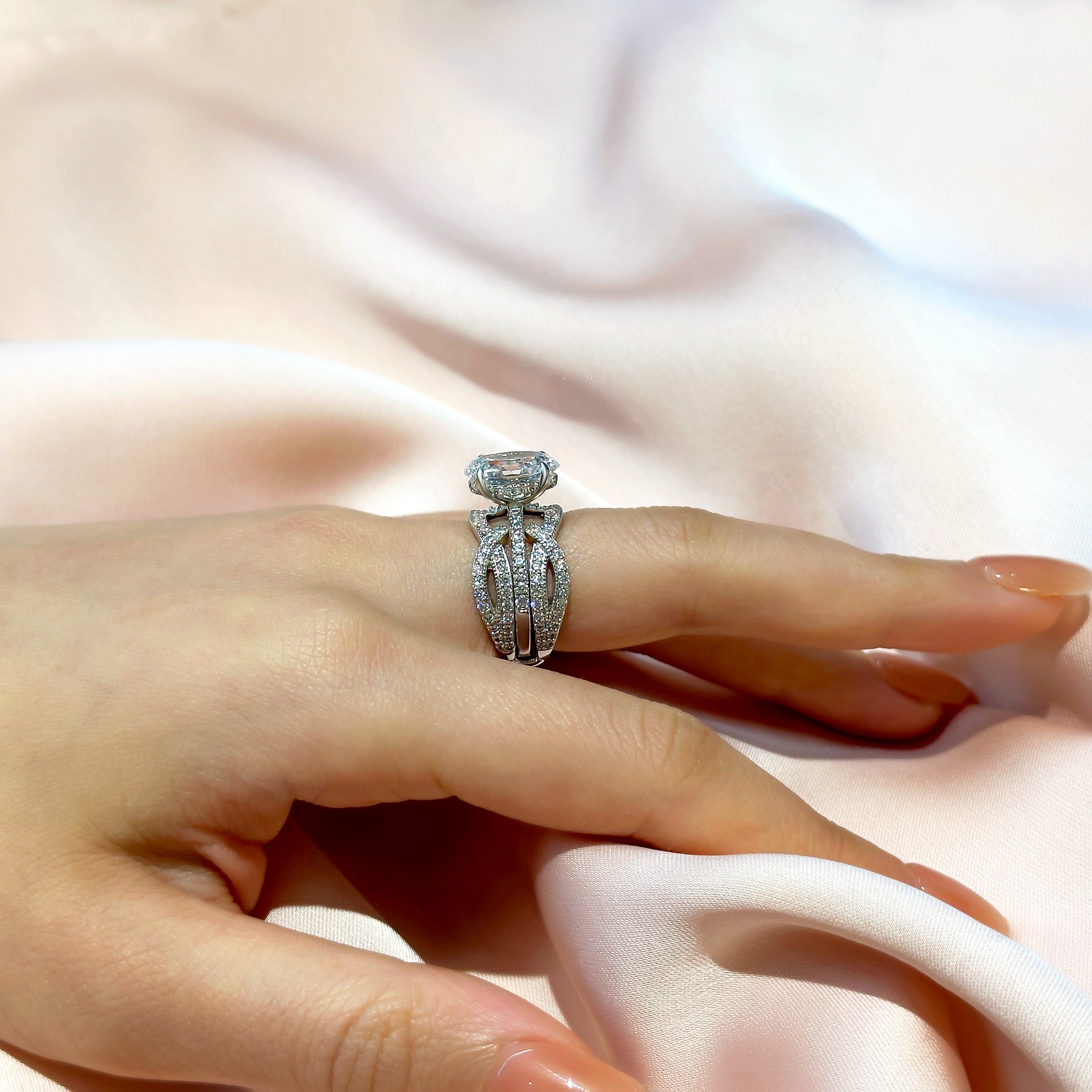 Ahabobo Classic Oval Cut Insert Wedding Ring Set For Women In Sterling Silver