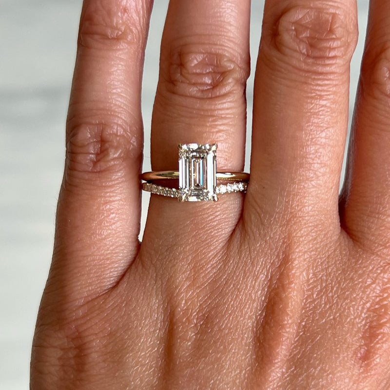 Ahabobo Classic Emerald Cut Wedding Ring Set With Pave Wedding Band