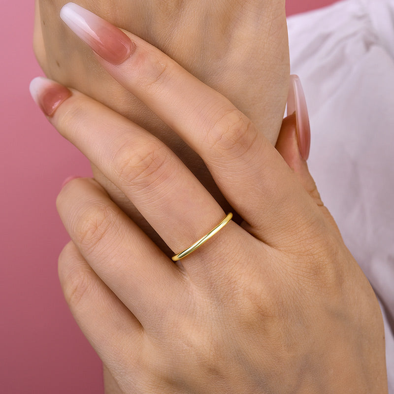 Simple Wedding Band For Women In Sterling Silver