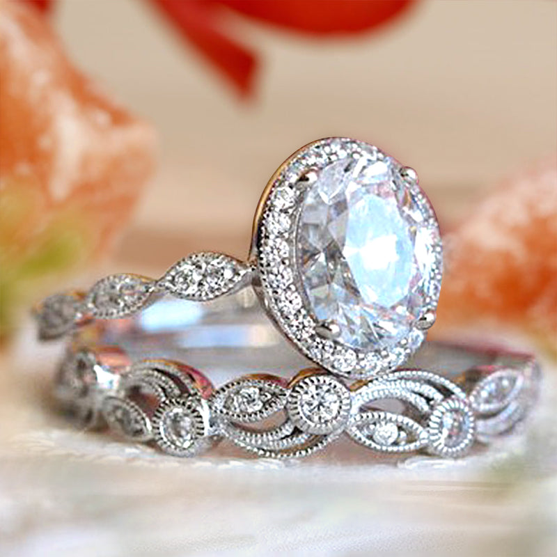Vintage Art Deco Oval Cut Women's Wedding Ring Set In Sterling Silver