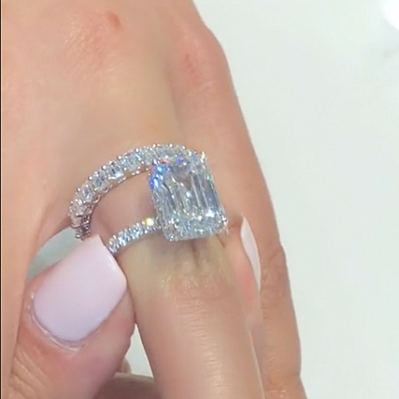 Ahabobo Luxurious Emerald Cut Wedding Ring Set In Sterling Silver