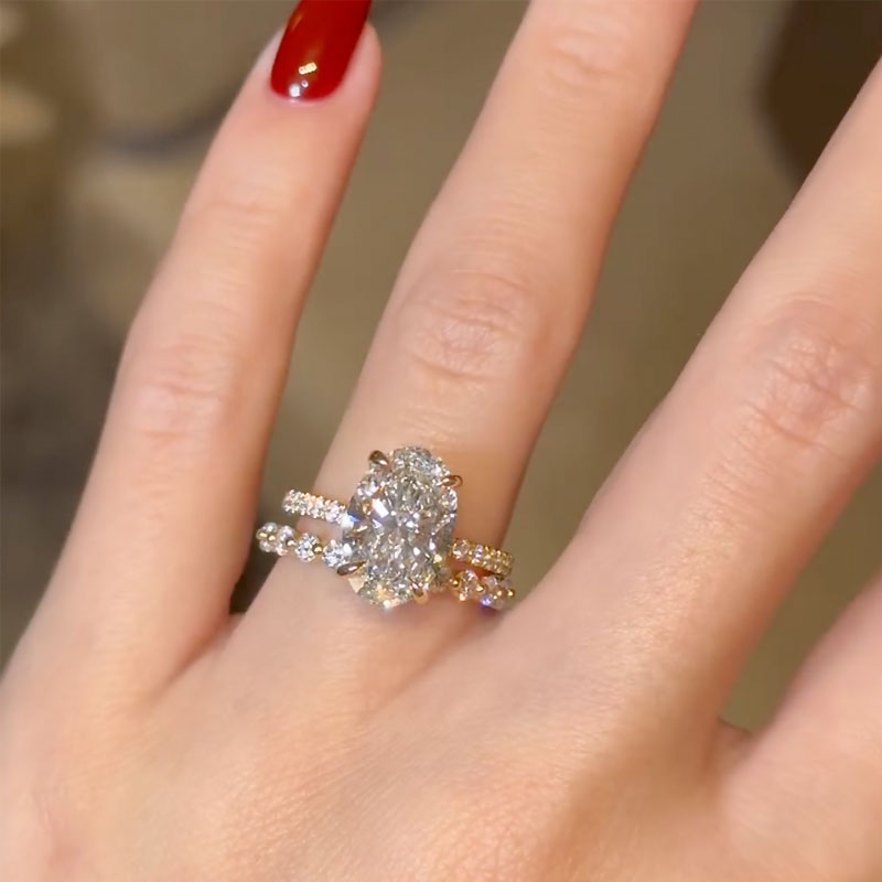 Ahabobo Classic Oval Cut Wedding Ring Set With Classic Wedding Band