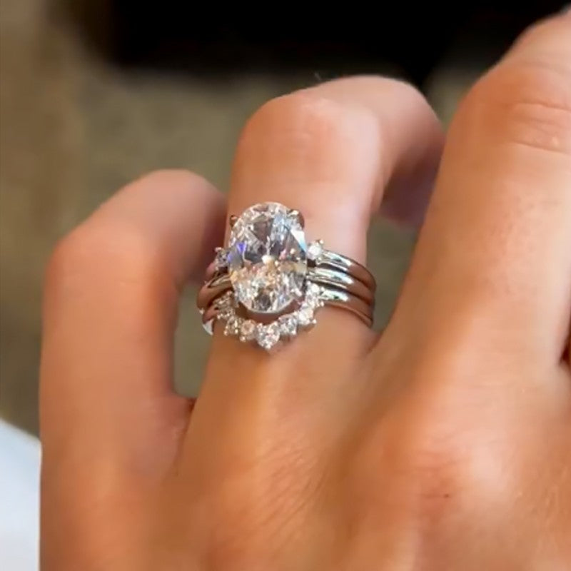 Vintage 4.0Ct Oval Cut Wedding Ring Set With Crown Shaped Wedding Band