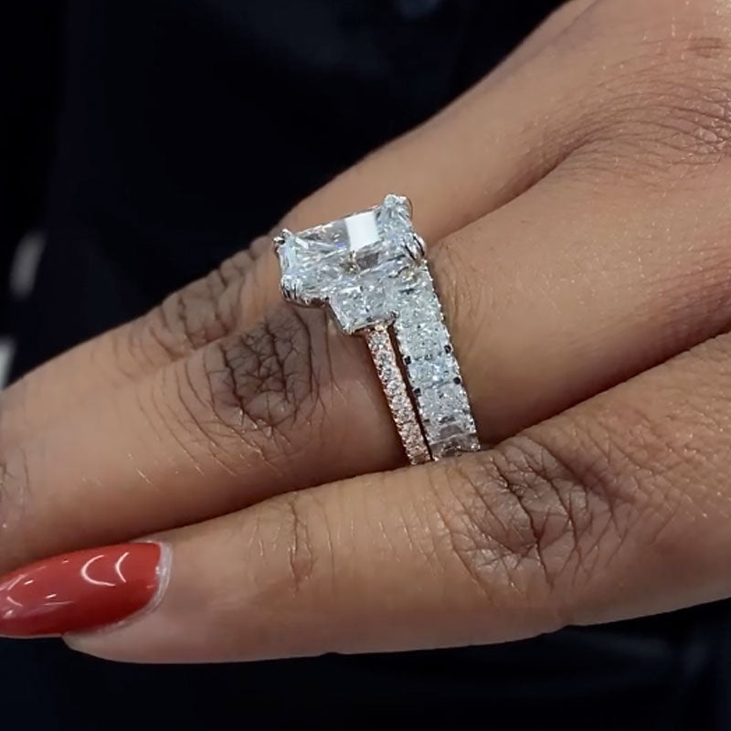Ahabobo Luxurious Radiant Cut Wedding Ring Set With Radiant Cut Wedding Band