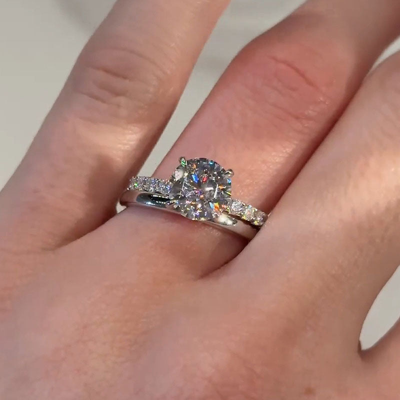 Ahabobo Classic Moissanite 2.0 Carat Round Cut Wedding Ring Set