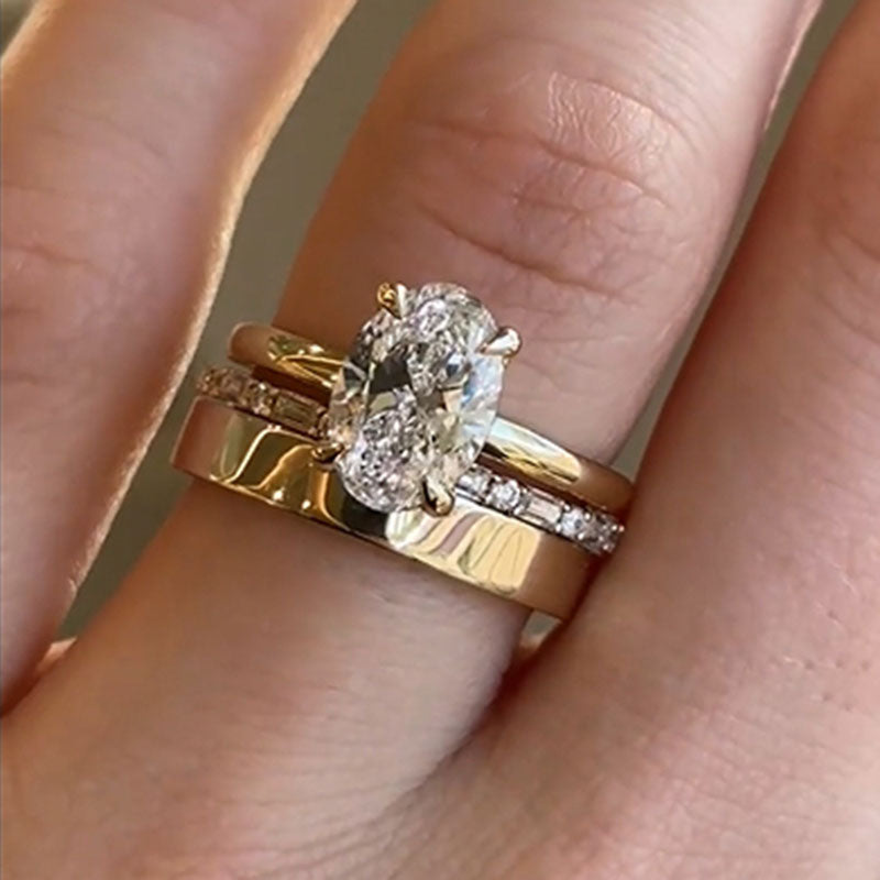 Ahabobo Classic Yellow Gold Oval Cut Wedding Ring Set