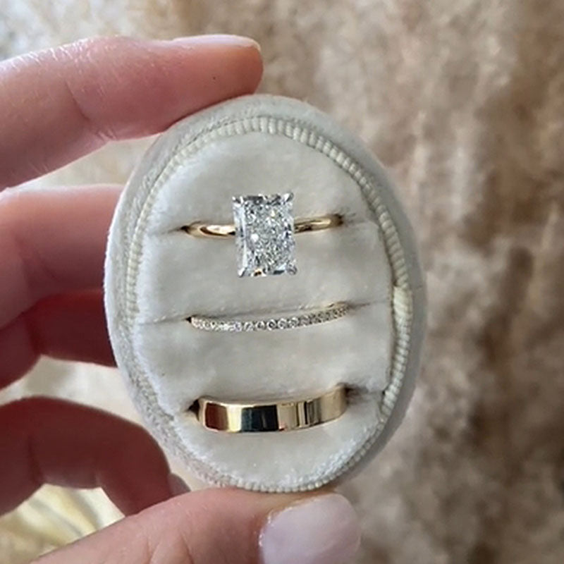 Ahabobo Classic 4.5Ct Radiant Cut 3PC Wedding Set