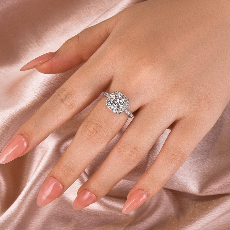 Ahabobo Moissanite 2.0 Ct Halo Round Cut White Gold Promise Ring