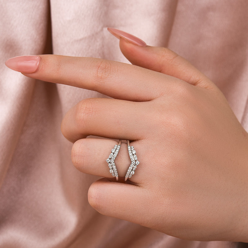 Ahabobo Exclusive Moissanite Round Cut Jacket Wedding Band For Women In Sterling Silver