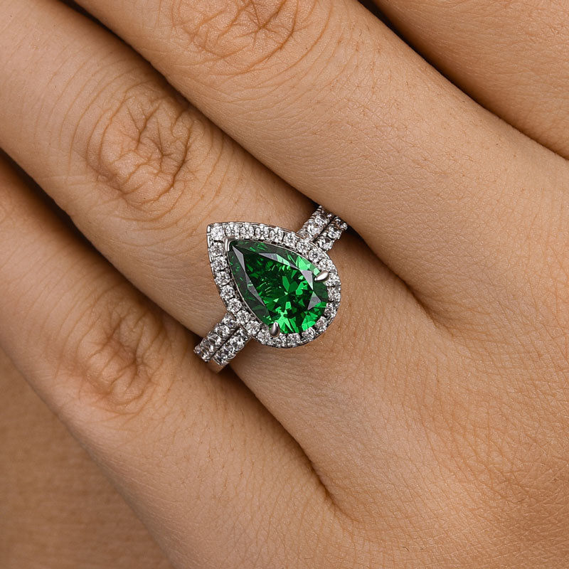 Simple 2.2 Carat Emerald Green Halo Pear Cut Wedding Set In Sterling Silver