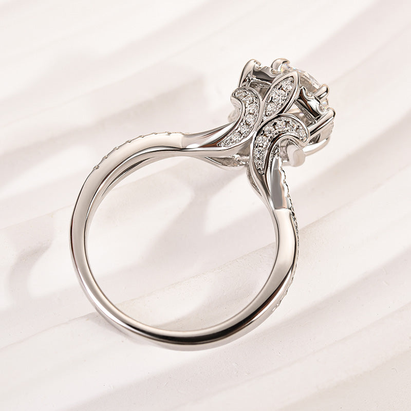 Ahabobo Moissanite Noble 1.0 Carat Halo Round Cut Engagement Ring