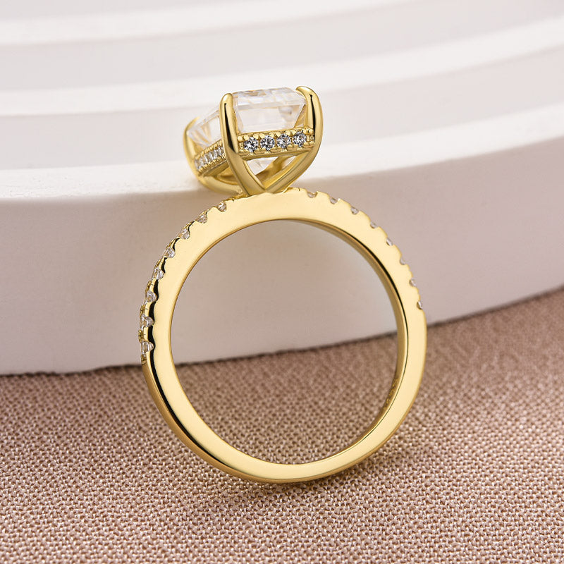Ahabobo Moissanite 3.5 Carat Emerald Cut Engagement Ring