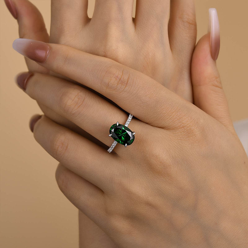 Classic Oval Cut Emerald Green Simulated Diamond Engagement Ring