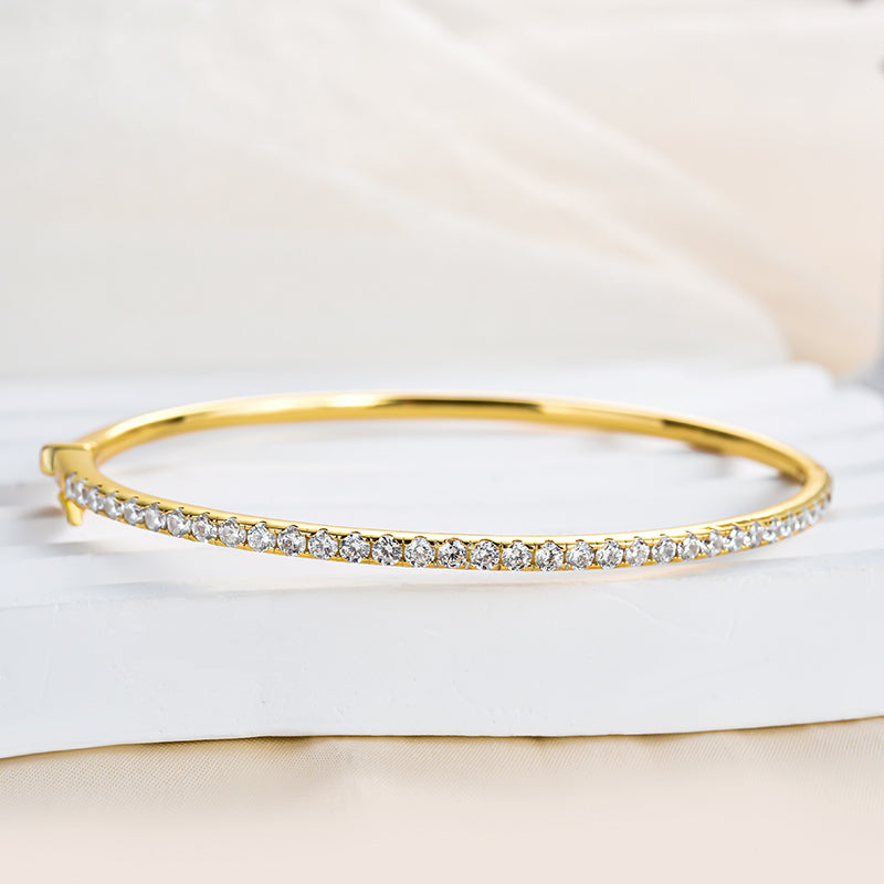 Timeless Round Cut Tennis Bracelet For Women