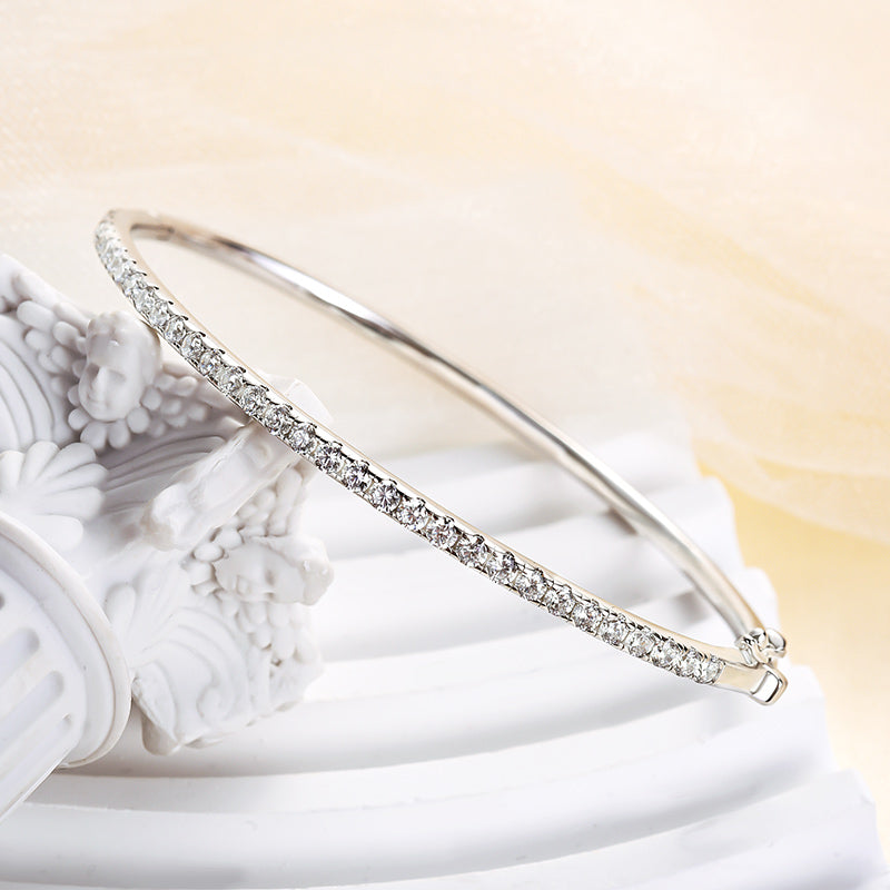 Timeless Round Cut Tennis Bracelet For Women