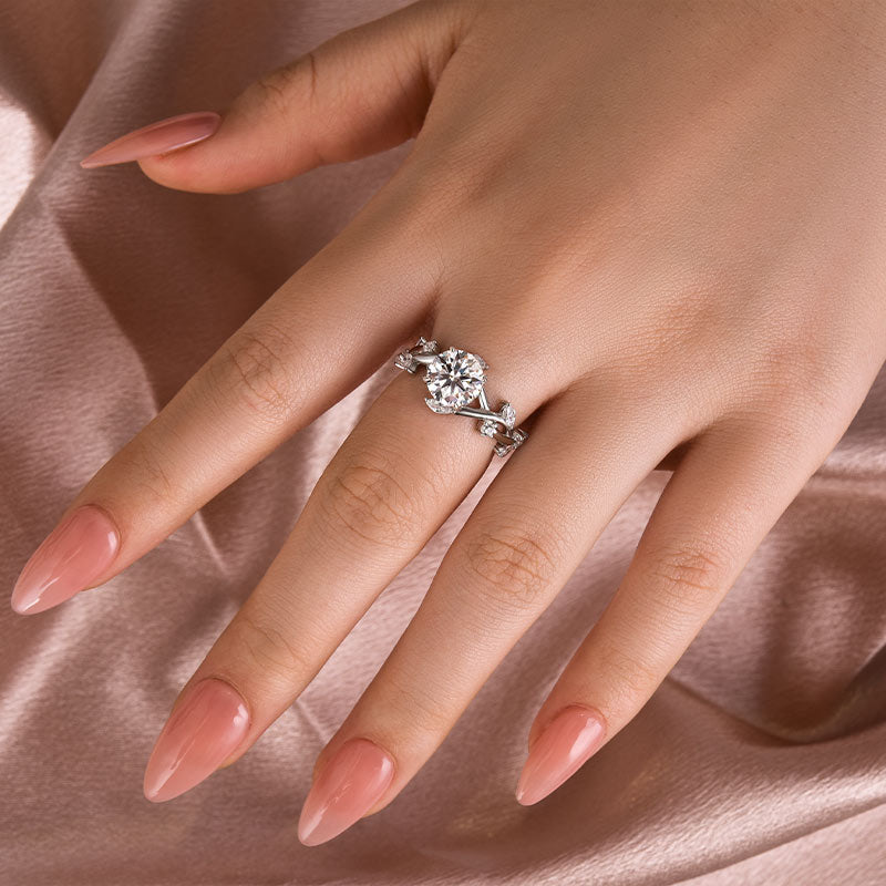 Ahabobo Vintage Moissanite 2.0 Carat Vine Design Round Cut Engagement Ring
