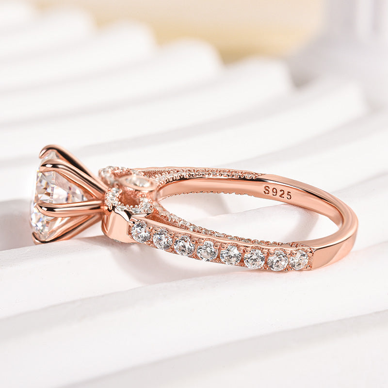 Maxine Moissanite Bow Base Design 2.0 Carat Round Cut Engagement Ring