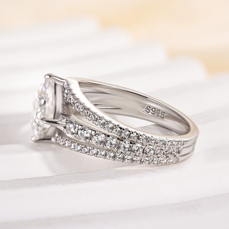 Ahabobo Moissanite Special 2.0 Carat Square Princess Cut Engagement Ring