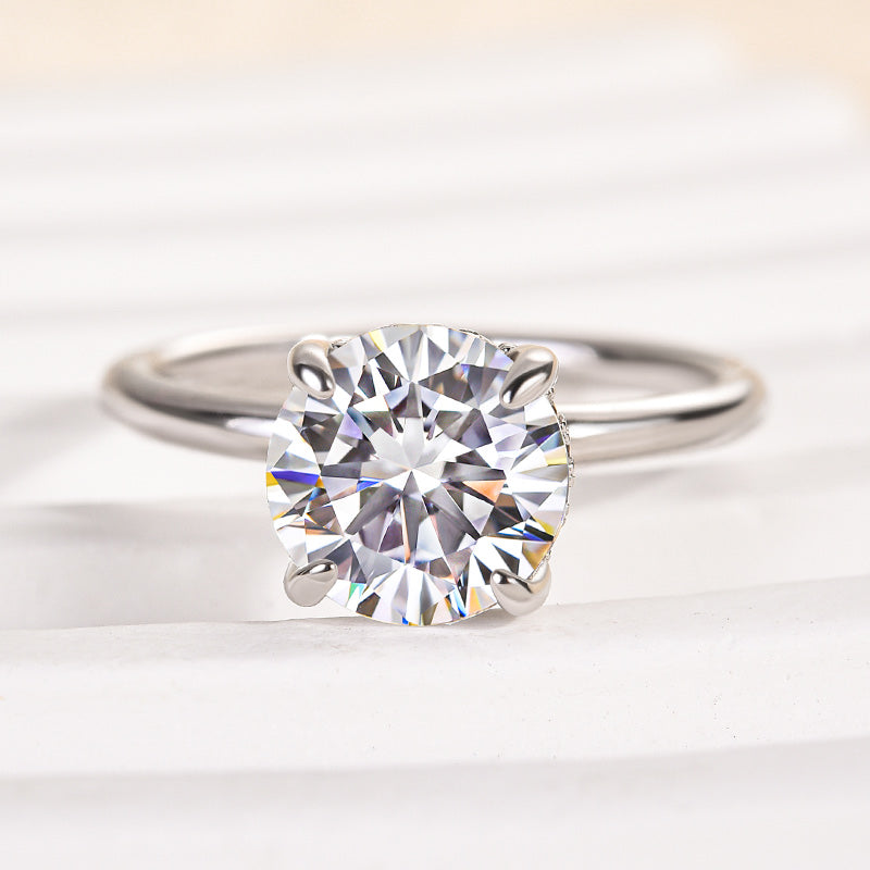 Ahabobo Moissanite 2.0 Carat Round Cut Promise Ring