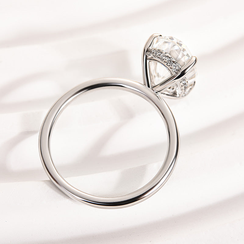 Ahabobo Classic Moissanite 4.0 Carat Oval Cut Engagement Ring
