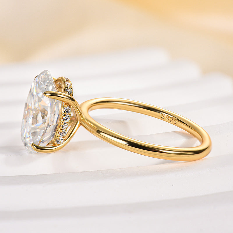 Ahabobo Classic Moissanite 4.0 Carat Oval Cut Engagement Ring