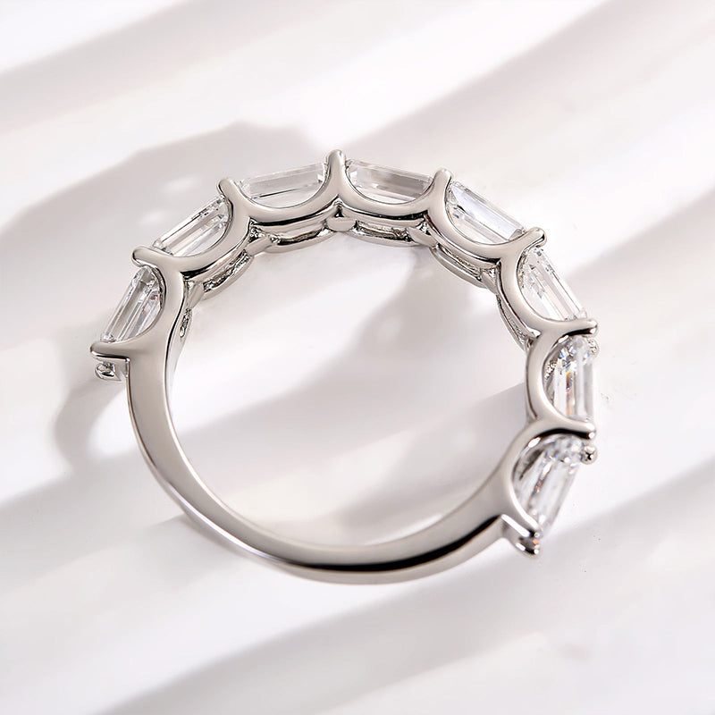 Exquisite Emerald Cut Women's Wedding Band In Sterling Silver