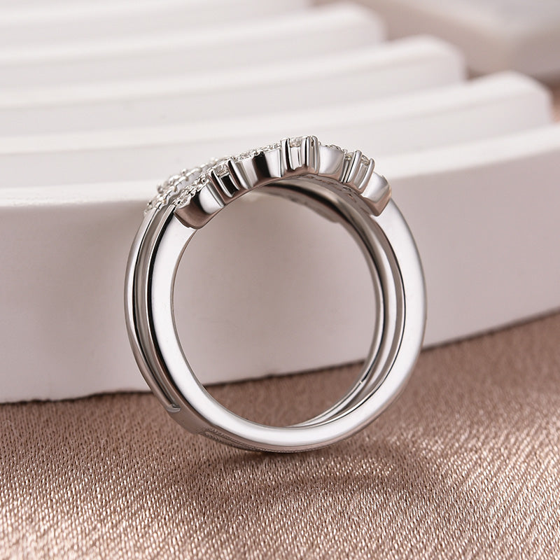 Ahabobo Exclusive Moissanite Round Cut Jacket Wedding Band For Women In Sterling Silver