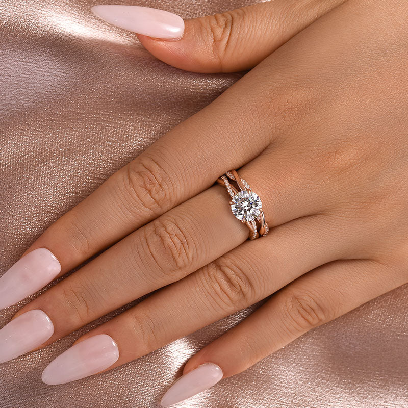 Ahabobo Moissanite Twist 2.0 Carat Round Cut Wedding Ring Set In Sterling Silver