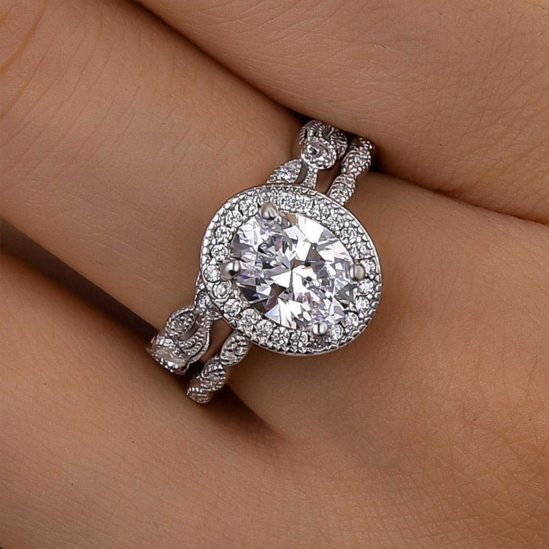 Vintage Art Deco Oval Cut Women's Wedding Ring Set In Sterling Silver