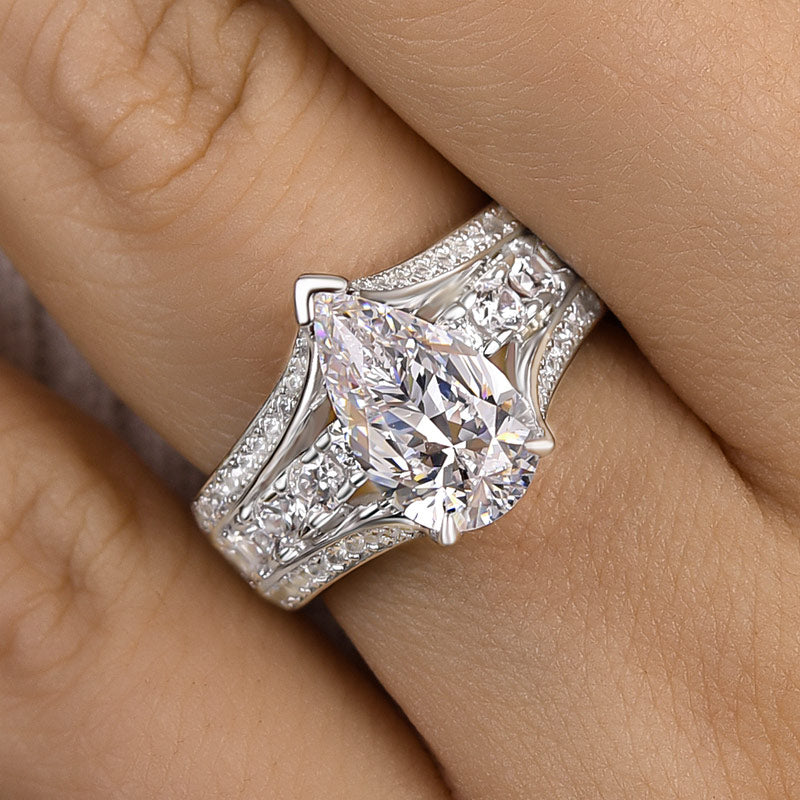 Unique 3 Prong 3.0Ct Pear Cut Engagement Ring