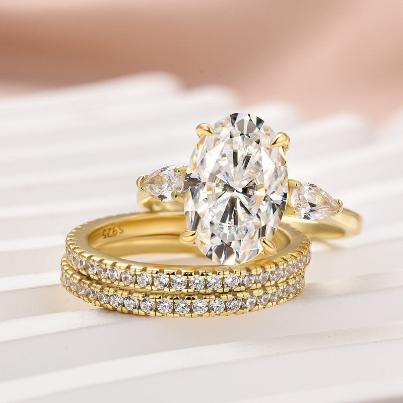 Moissanite 4.0Ct Oval Cut Side Stone Yellow Gold With Pavé Wedding Ring