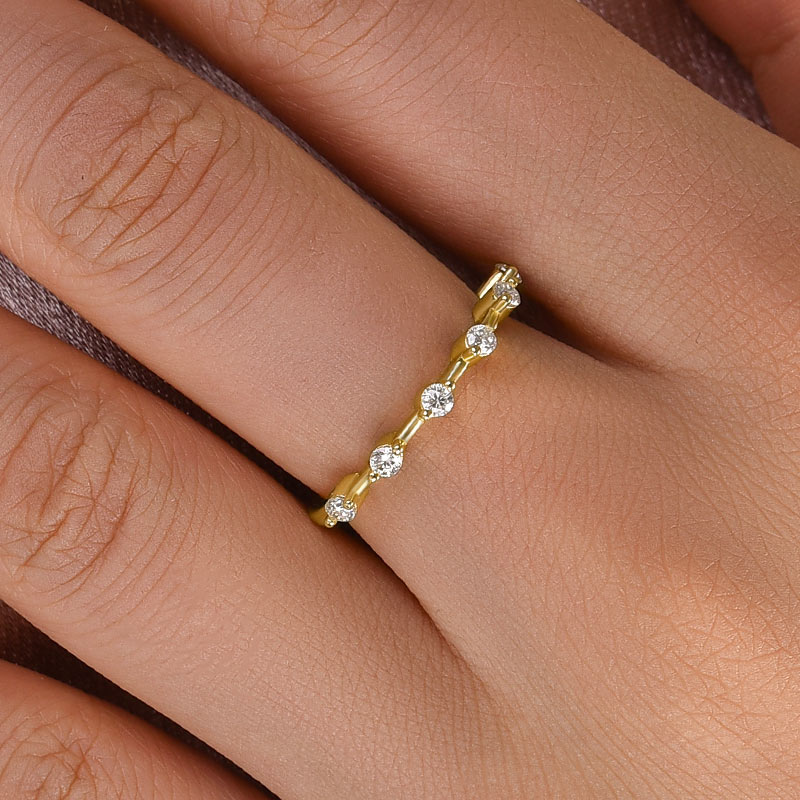 Ahabobo Moissanite 0.2 Ct Round Cut Women's Wedding Band
