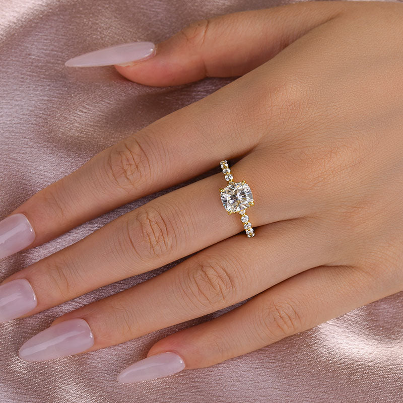Ahabobo Moissanite 2.0 Carat Cushion Cut Engagement Ring