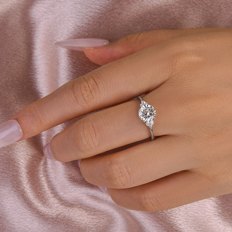Ahabobo Special Moissanite 1.2 Carat Round Cut Engagement Ring In Sterling Silver