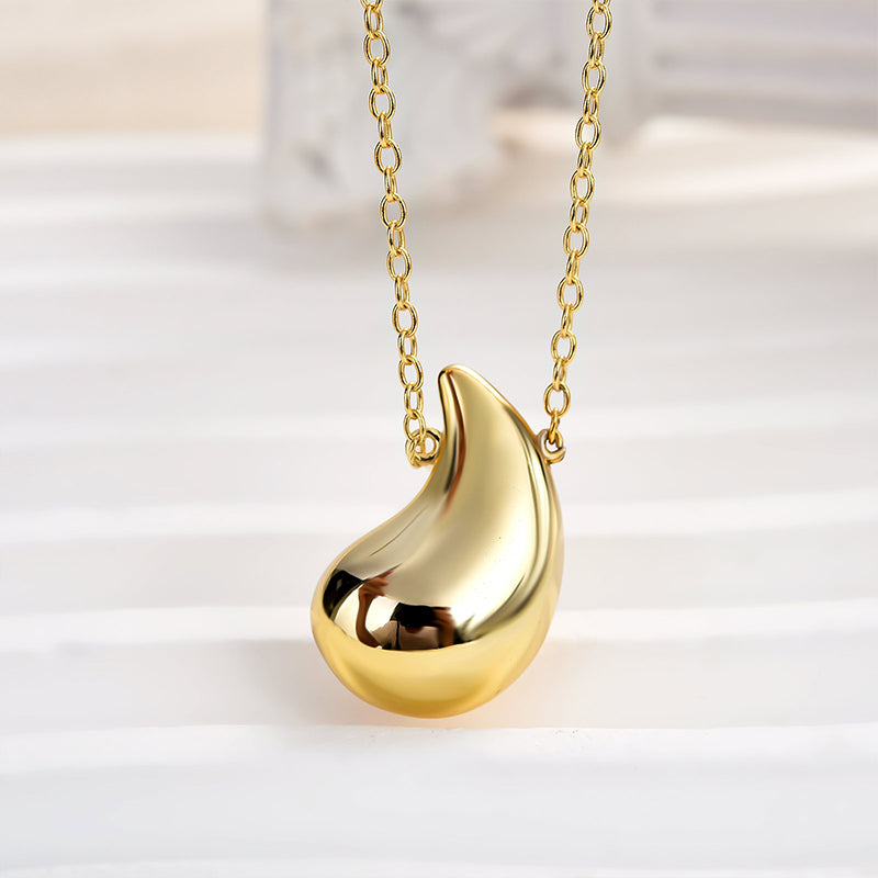 Maxine Minimalist Teardrop Necklace In Sterling Silver