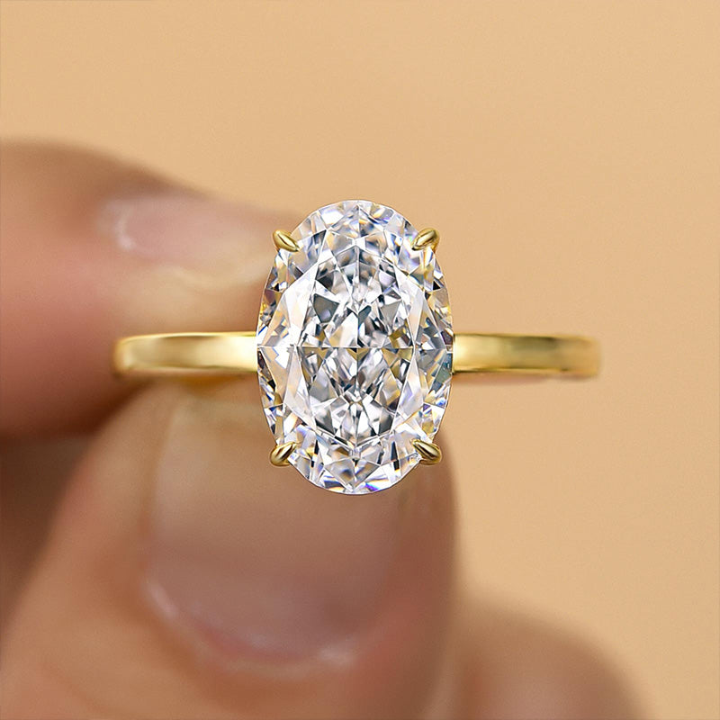 Luxury Yellow Gold Crushed Ice Oval Cut Engagement Ring