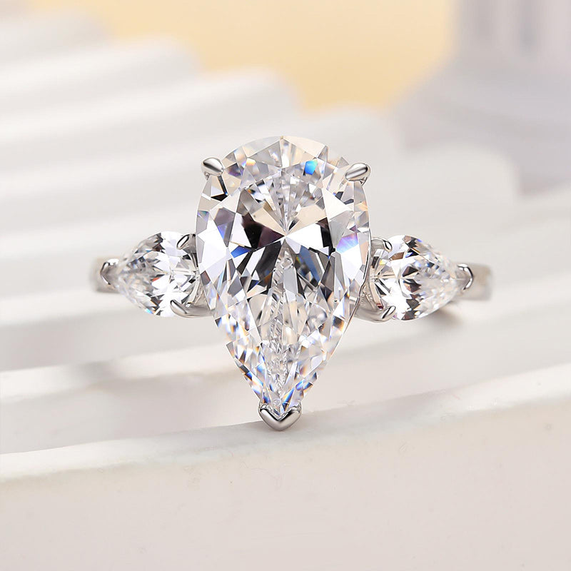 Gorgeous 4.0Ct Pear Cut Three Stone Engagement Ring
