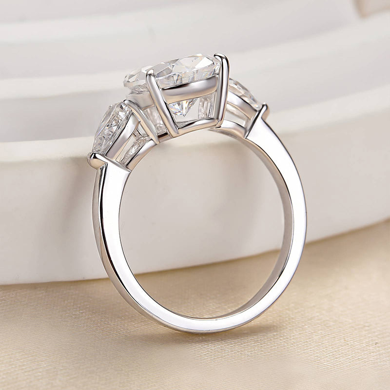Gorgeous 4.0Ct Pear Cut Three Stone Engagement Ring