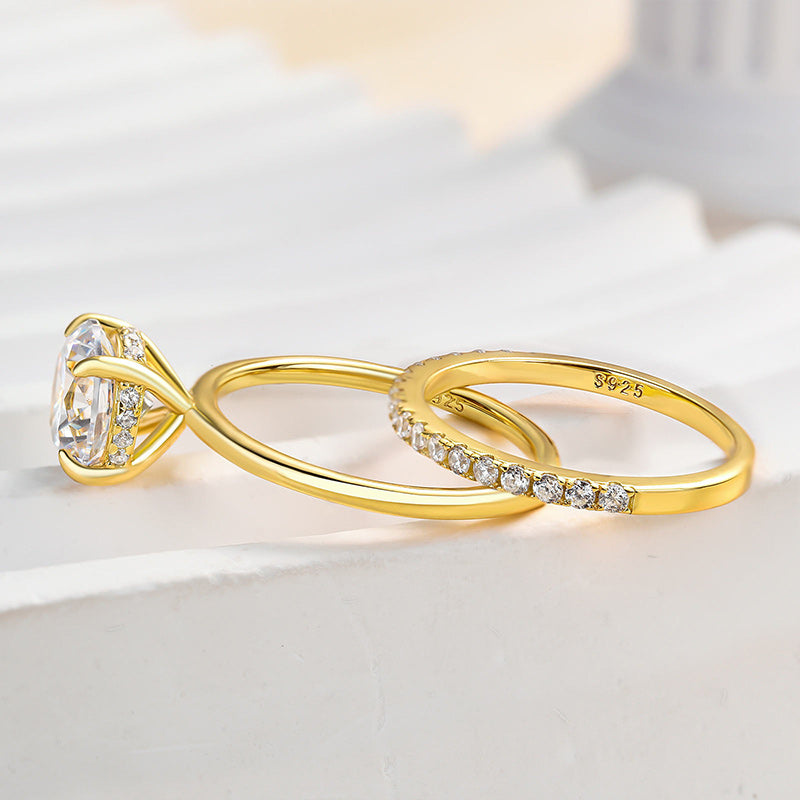 Classic Round Cut Simulated Diamonds Bridal Ring Set
