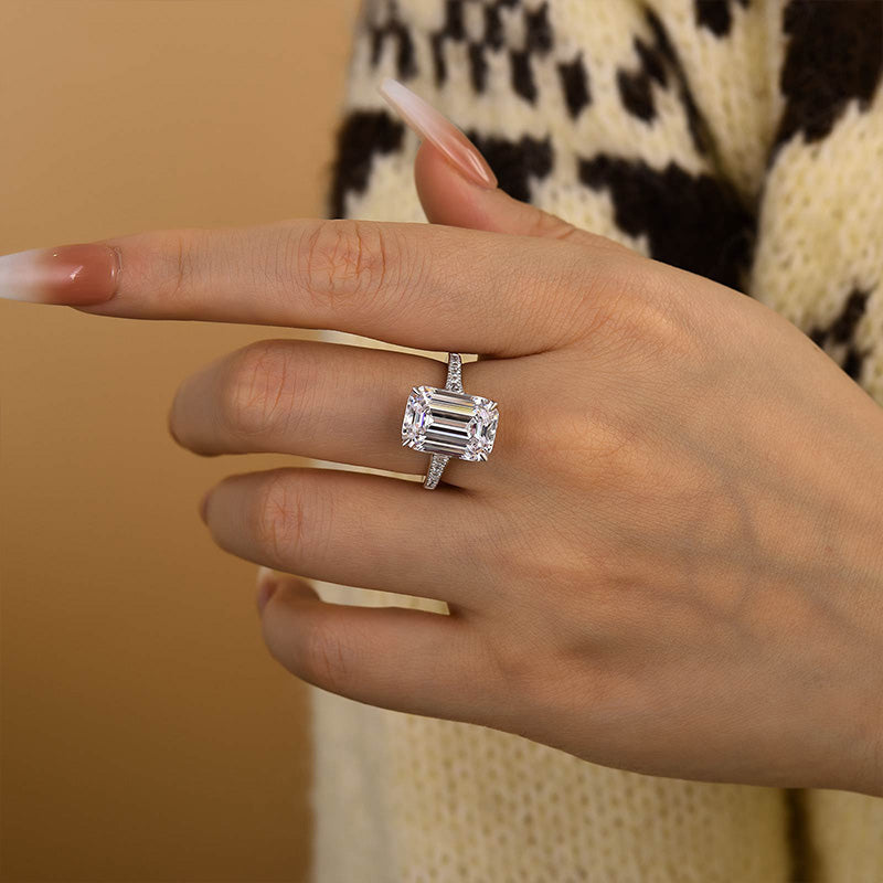 Ahabobo Captivating Emerald Cut Engagement Ring