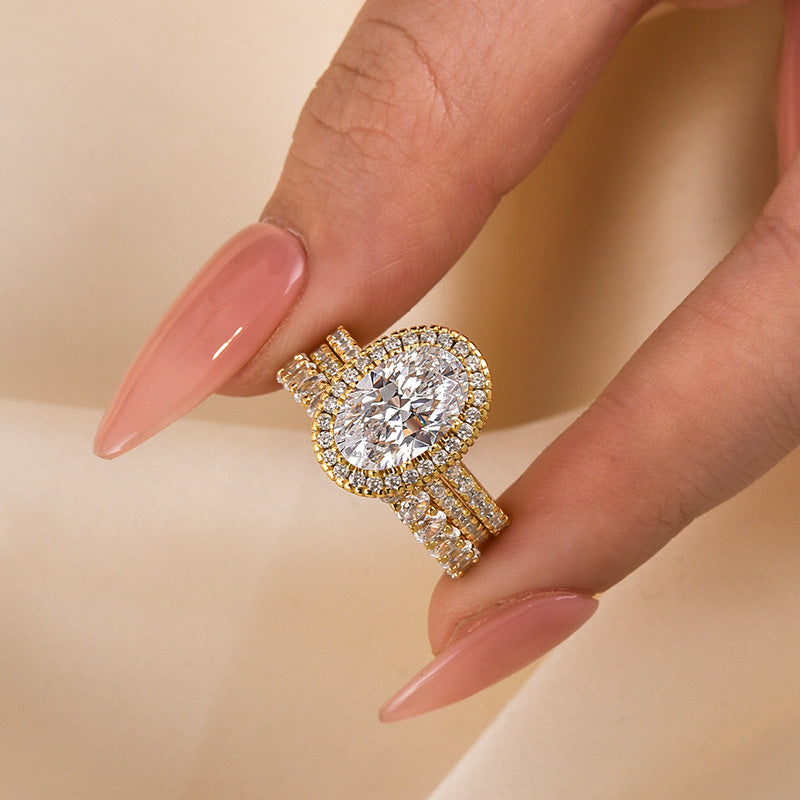 Ahabobo Exclusive Halo Oval Cut 3PC Wedding Set