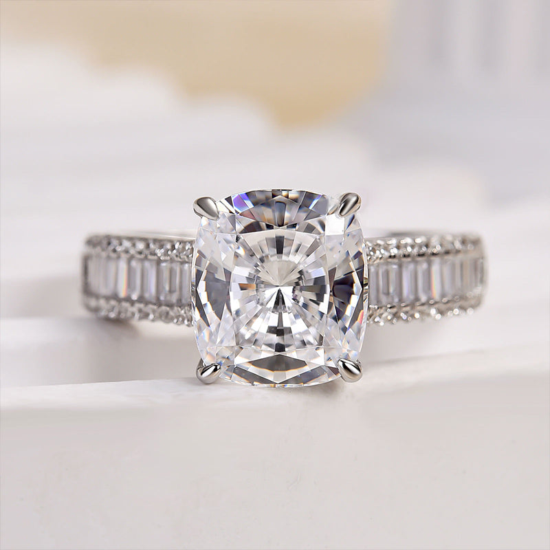 Ahabobo Outstanding Cushion Cut Engagement Ring