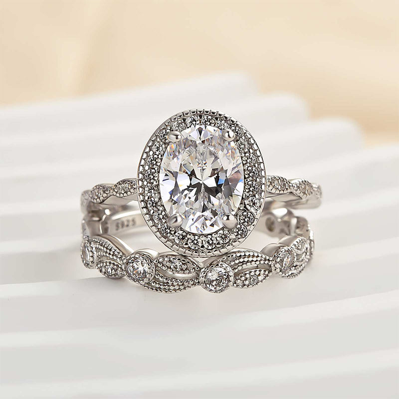 Vintage Art Deco Oval Cut Women's Wedding Ring Set In Sterling Silver
