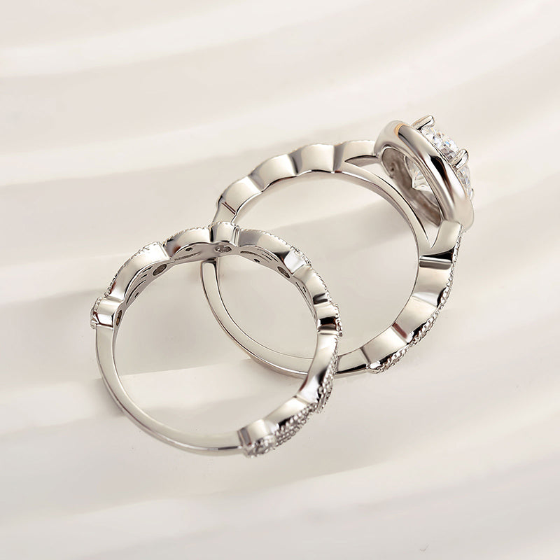 Vintage Art Deco Oval Cut Women's Wedding Ring Set In Sterling Silver