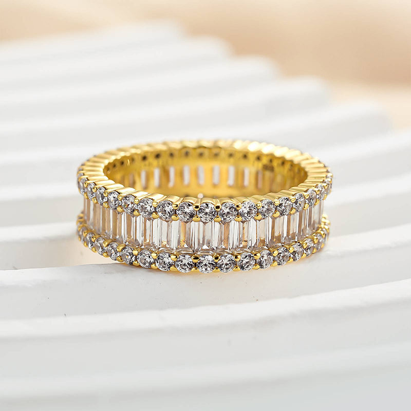 Stunning Emerald Cut Women's Wedding Band In Sterling Silver