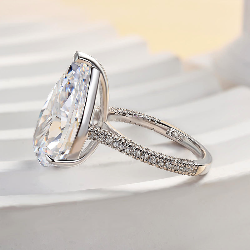 Ahabobo Sparkle 8.0Ct Pear Cut Engagement Ring