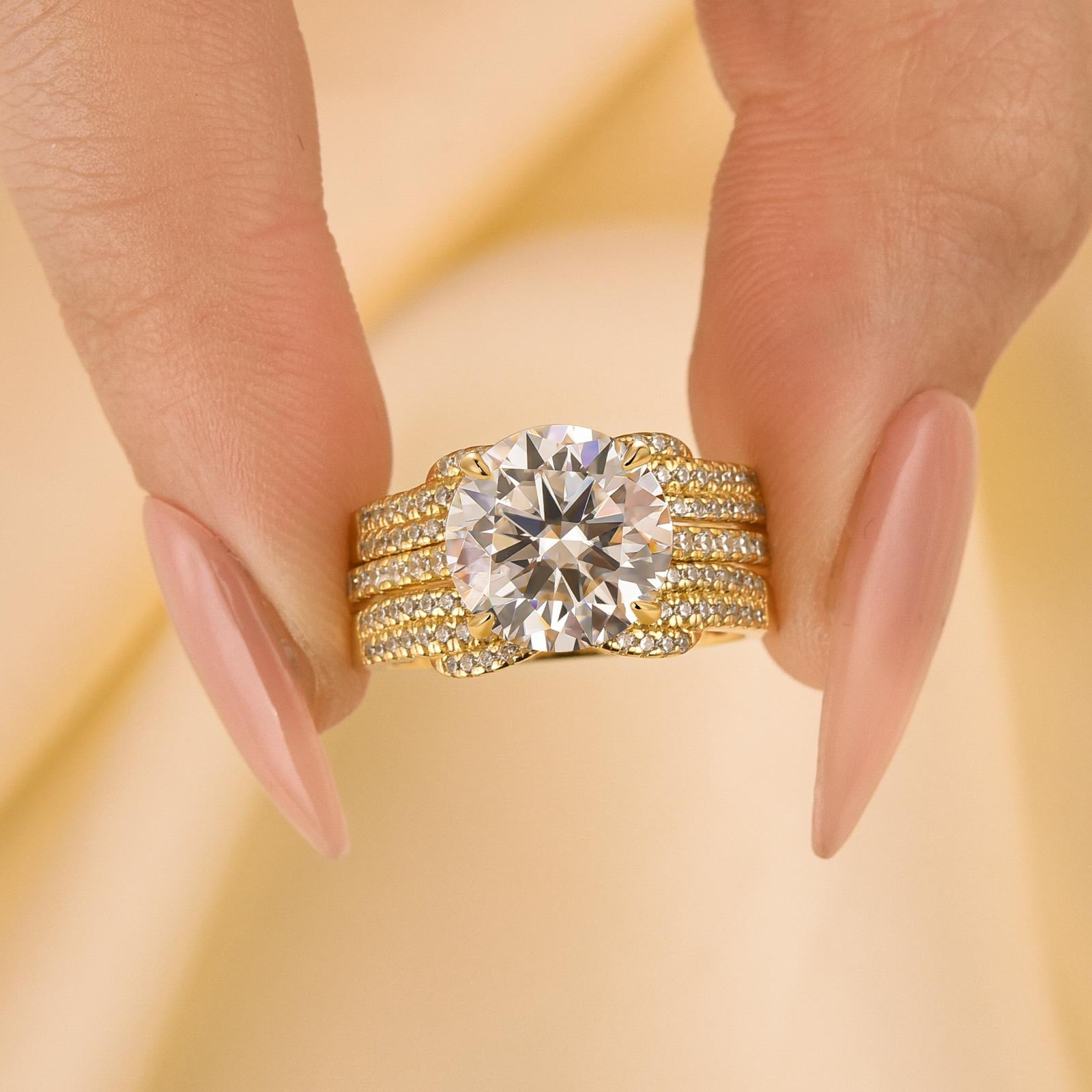 Round Cut Yellow Gold Insert Wedding Ring Set With Jacket Wedding Band