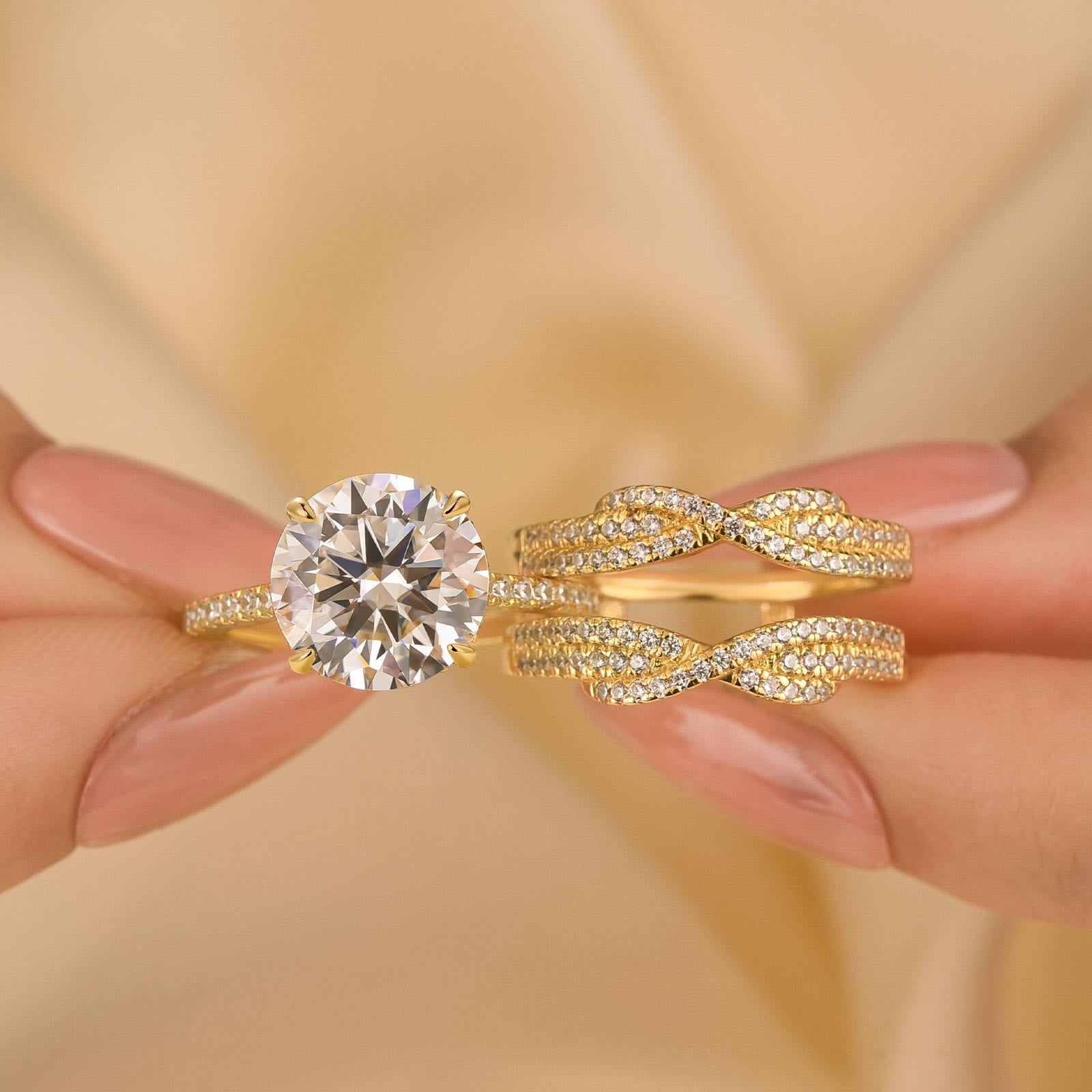 Round Cut Yellow Gold Insert Wedding Ring Set With Jacket Wedding Band