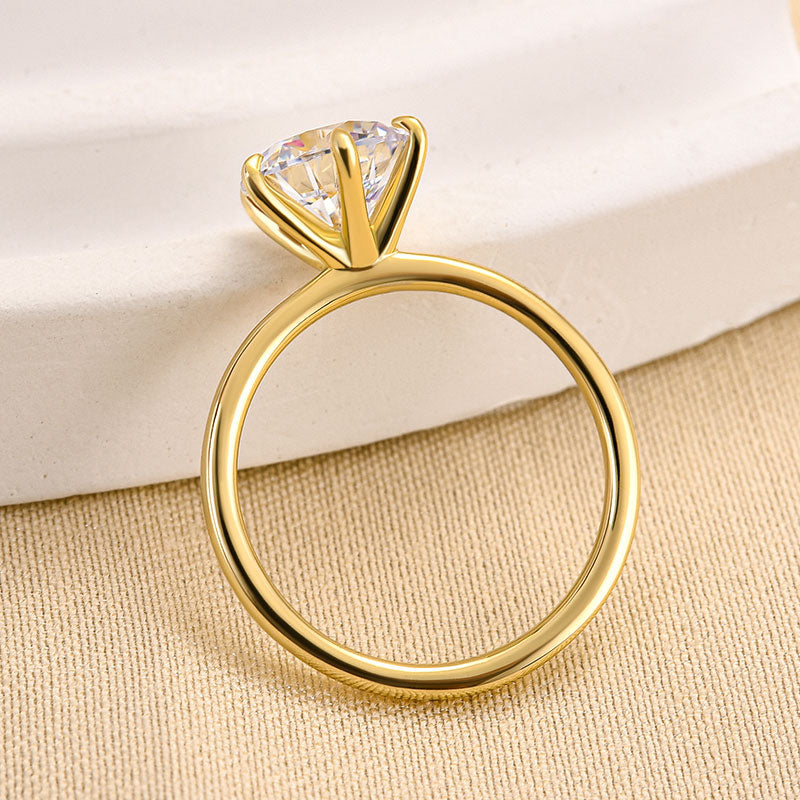 Classic Round Cut Solitaire Engagement Ring for Her